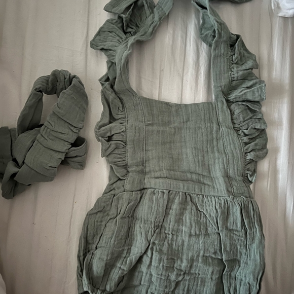 Solid Mint / Sage Green Muslin Baby Onesie - Picture 4 of 4